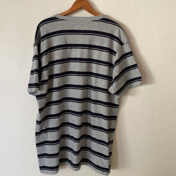Akademiks Men’s Short Sleeve Striped Shirt Size 2XL - Picture 3 of 6